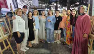 Burhaniyeli kursiyerlerin zeytin temalı minyatürleri Ören meydanını süsledi