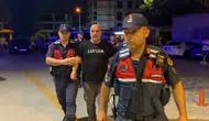 Yönetmen Ezel Akay evinde kenevir yetiştirirken yakalandı