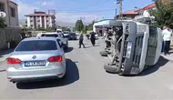 Yüksekova’da iki araç çarpıştı 3 yaralı