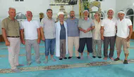 Burhaniye'de umreye giden belediye çalışanından mahalleliye veda çorbası