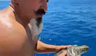 Alanya açıklarında tur teknesi kaptanından örnek kurtarma operasyonu