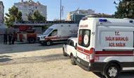 Küçükçekmece'de işçiler maaşlarını alamayınca çatıya çıktı