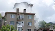 Kadıköy'de apartman yangını paniği