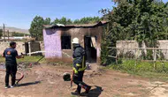 Tuşba'da korkutan yangın büyümeden söndürüldü