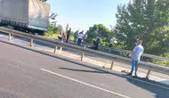 Manisa yolunda feci kaza Hemşire çiftin çabası yetmedi