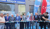 Bandırma’da gençlerin yeni buluşma noktası kapılarını açtı
