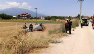 İnegöl yolunda kontrolden çıkan araç tarlaya uçtu