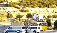 Isparta'da seyir halindeki tır terminal önünde devrildi
