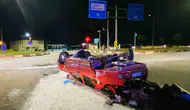 Tokat’ta tır ile otomobil kavşakta çarpıştı