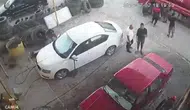 Birecik İtfaiyesinde lastik patlaması bir personeli hastanelik etti