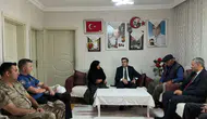 Susuz Kaymakamı şehit evine konuk oldu