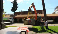 Tokat’ta dev dolma kazanına iş makinesiyle kurulum