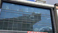Gaziosmanpaşa’da silahlı saldırgan kaza yapınca aracını bırakıp kaçtı