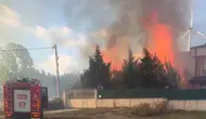 Çatalca'da otluk alanda başlayan yangın villaya kadar ulaştı