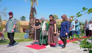 Düzceli Alzheimer hastaları yaban mersini bahçesinde buluştu
