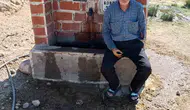 İki kolunu kaybeden Ramazan Kuş köyündeki susuzluğa son veriyor