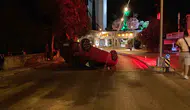 Isparta Gökçay Kavşağı'nda gece saatlerinde otomobil takla attı