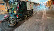 Efeler’in tarihi noktaları yeni güne temizlikle başladı