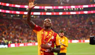 RAMS Park'ta sürpriz ziyaret Milan'ın yıldızı Rafael Leao sarı-kırmızılı taraftarlarla buluştu