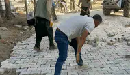 Gaziantep Araban’da mezarlık yolu el birliğiyle yenilendi