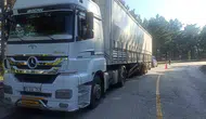 Karabük yolunda savrulan dorse faciaya ramak bıraktı