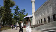 İstanbul sıcağında Kireçburnu plaja döndü