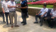 Bursa polisi cuma çıkışı cemaati dolandırıcılara karşı uyardı