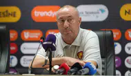 Göztepe Teknik Direktörü Stoilov'dan hakem tepkisi