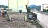 Giresun'da sağanak sonrası hayatı çamur kapladı
