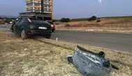 Uşak'ta Direksiyon Hakimiyeti Kayboldu, Araç Refüje Çıktı