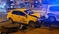 Ereğli trafiğinde taksi hurdaya döndü