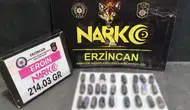 Mide ve bağırsaklarında 1 kilo 99 gram eroin taşıdılar