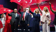 Büyükçekmece'de çifte bayram: Hem zafer coşkusu hem dev meydan açılışı