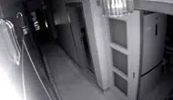 Nurdağı’nda gece yarısı sarsıntısı kameraya yansıdı