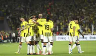 Fenerbahçe Avrupa yolunda ilk adımı rahat attı