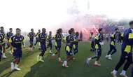 Fenerbahçe taraftarı Sturm Graz maçı öncesi takımı ateşledi