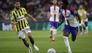 Lyon'a 28 Dakikada 2 Gol Fenerbahçe Turu Zora Soktu