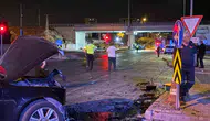 Kayseri'deki kazada otomobil 200 metre sonra kaldırımda durabildi