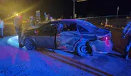 Isparta'da akşam saatlerinde kavşakta iki araç çarpıştı