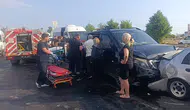Manavgat yolunda zincirleme kaza 17 kişi hastaneye kaldırıldı