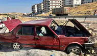 Besni çevre yolunda direksiyon hakimiyetini kaybeden sürücü şarampole uçtu