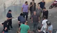 Bariyerlere çarpıp havaya uçtu, 9 metre yükseklikten alt geçide düştü