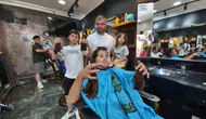 Düzceli iki kardeş saçlarını lösemili çocuklar için bağışladı