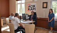 Salihli Kaymakamı vatandaşın derdini yerinde dinliyor