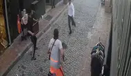 Beyazıt’ta hırsıza karşı süpürgeli müdahale