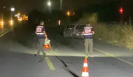 Gece yarısı karşıdan karşıya geçerken canından oldu