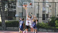 Kuşadası sporun emektar ismini basketbol sahasında yaşatıyor