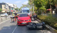 Manavgat trafiğinde dikkatsizlik bir motosiklet sürücüsünü hastanelik etti