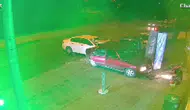 Denizli’de alkollü sürücü park halindeki araçları biçti