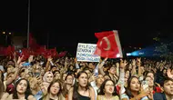 Edirne'de Zafer Bayramı coşkusu Göksel ile zirveye taşındı